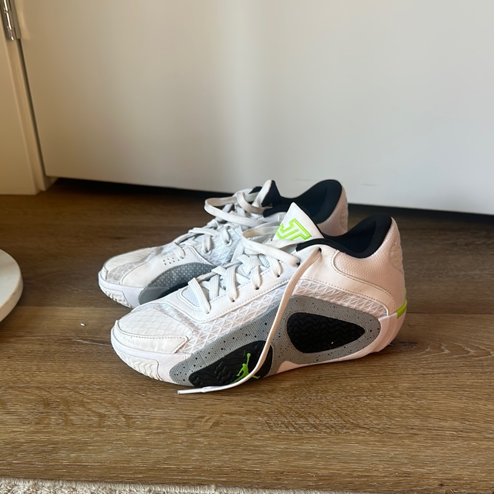 Tatum 2 “Legacy” Nike Kids Sneakers in White, Gray, and Black